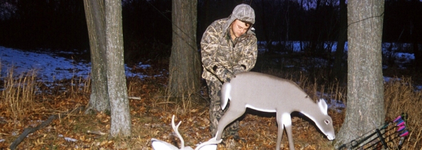 how-to-hunt-with-deer-decoy