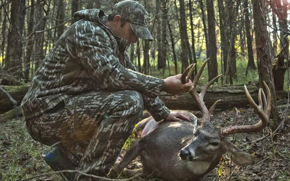tips-for-dragging-your-deer