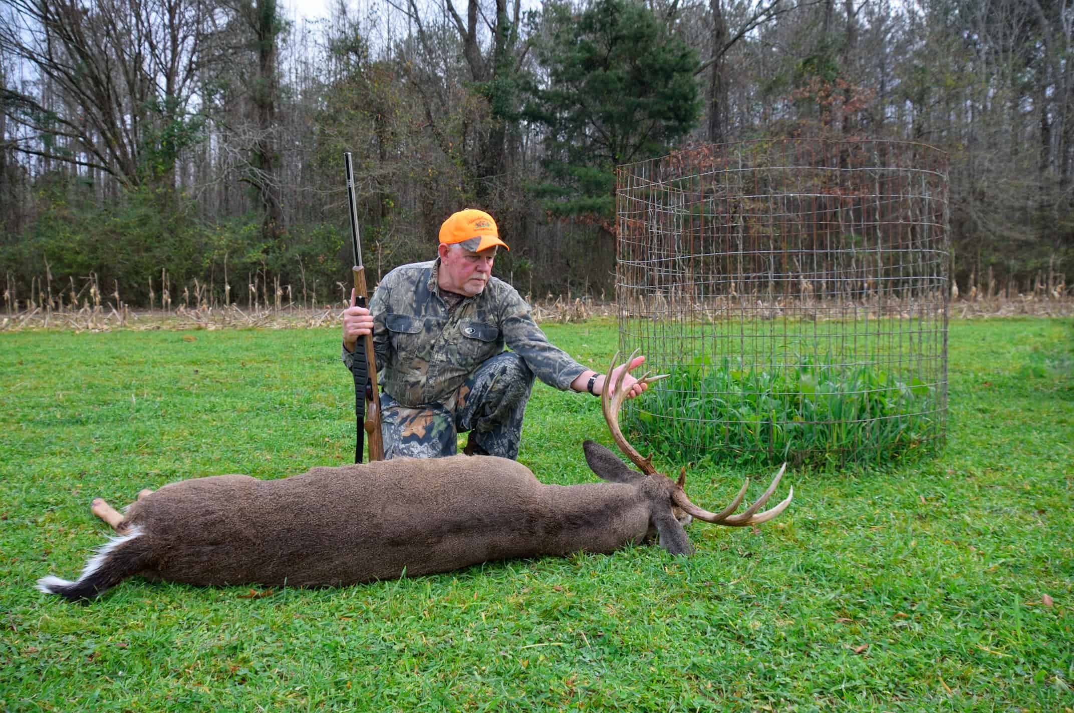 Ron-Jolly-with-harvested-buck